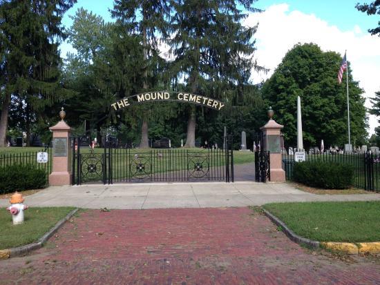 Mound Cemetery